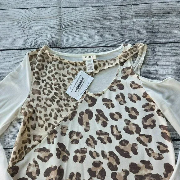 Blu Halo Boutique Women's Top Size Small RN156832 Leopard Print BIB! NWT - Picture 2 of 11